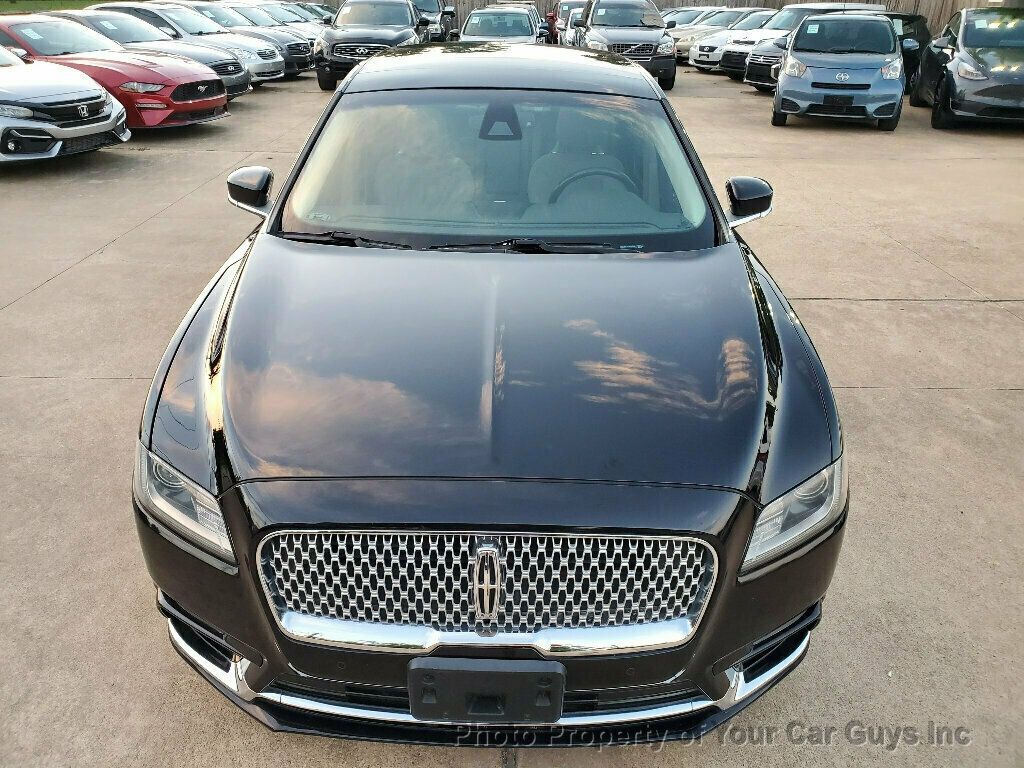 2019 Lincoln Continental Select photo 4