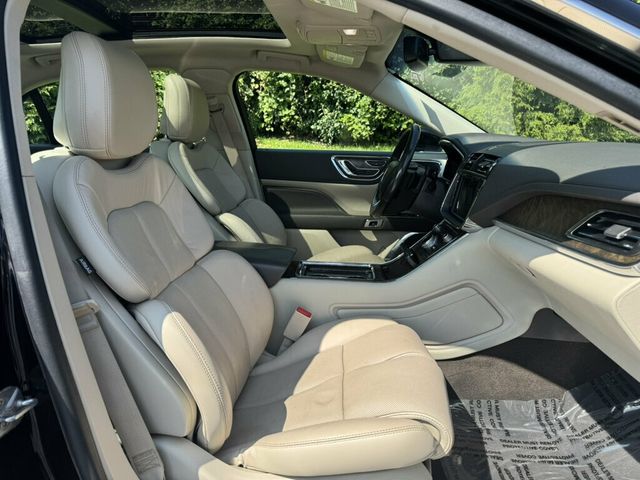 2019 Lincoln Continental Select AWD - 23058229 - 18
