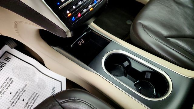 2019 Lincoln MKC Reserve AWD w/ 2.3L Turbo, Technology Pkg & Climate Pkg - 23091311 - 16