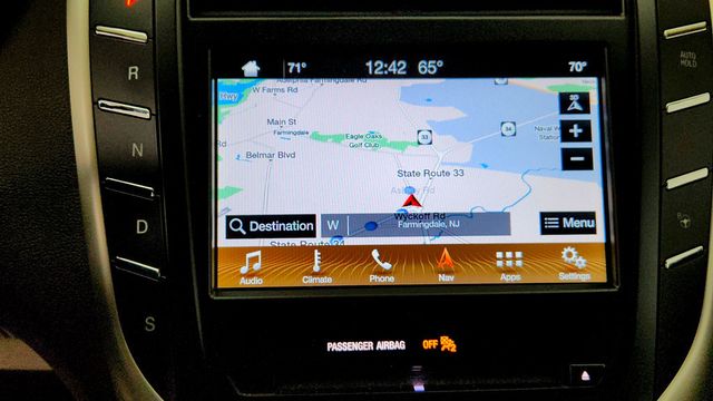 2019 Lincoln MKC Reserve AWD w/ 2.3L Turbo, Technology Pkg & Climate Pkg - 23091311 - 19