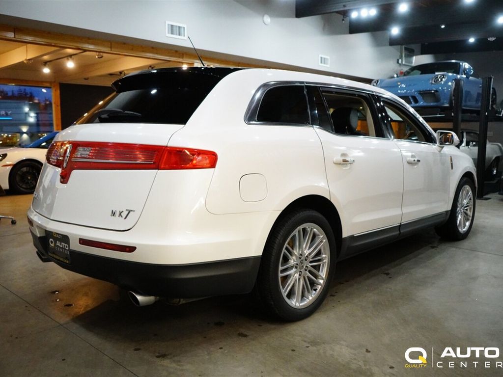 2019 Lincoln MKT  - 22723208 - 3