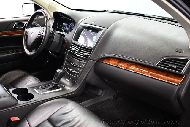 2019 Lincoln MKT 3.5L AWD - 22664734 - 19