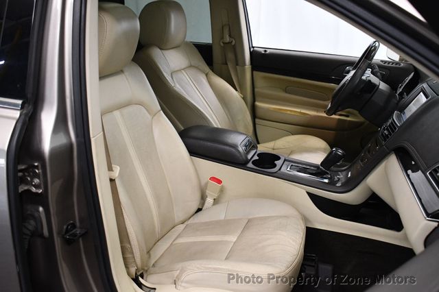 2019 Lincoln MKT 3.5L AWD Reserve - 23071606 - 10
