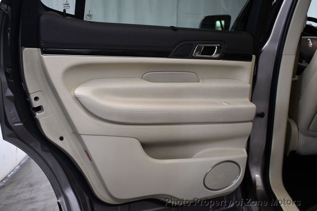 2019 Lincoln MKT 3.5L AWD Reserve - 23071606 - 21