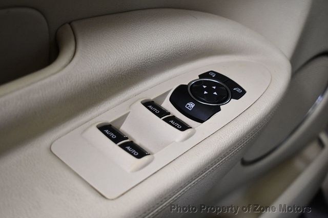 2019 Lincoln MKT 3.5L AWD Reserve - 23071606 - 28
