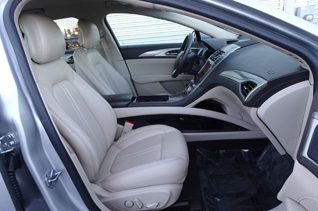 2019 Lincoln MKZ Hybrid Standard FWD - 22941524 - 10