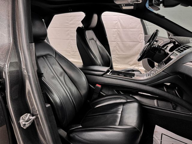 2019 Lincoln MKZ Reserve II AWD - 23020534 - 11