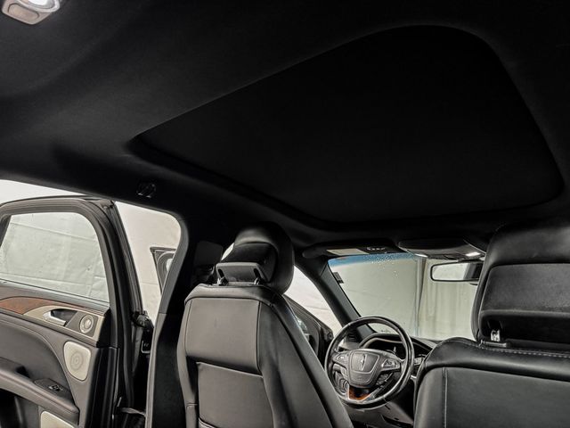 2019 Lincoln MKZ Reserve II AWD - 23020534 - 13