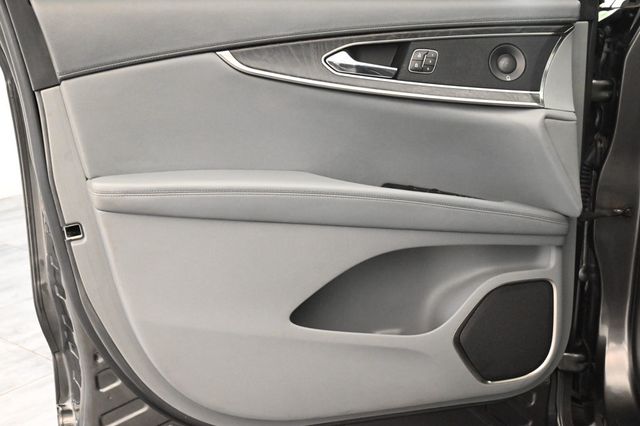 2019 Lincoln Nautilus Reserve - 22928211 - 9