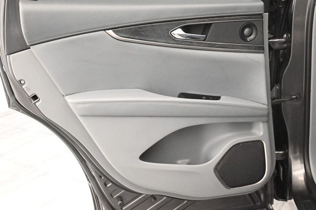 2019 Lincoln Nautilus Reserve - 22928211 - 16