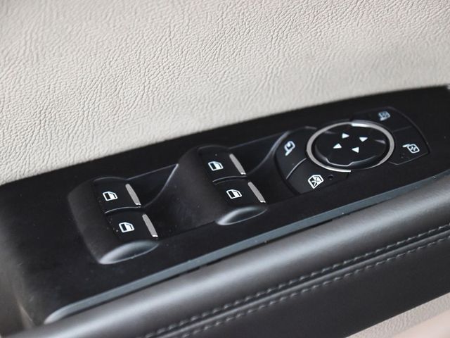 2019 Lincoln Nautilus Reserve - 22980198 - 9