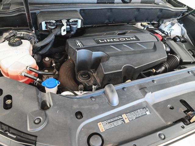 2019 Lincoln Nautilus Reserve - 22980198 - 44