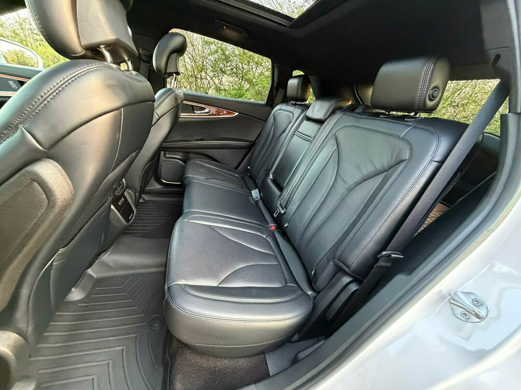 2019 Lincoln Nautilus Reserve, ALL Wheel Drive, Tech Package, Driver Assist Package - 22998312 - 15