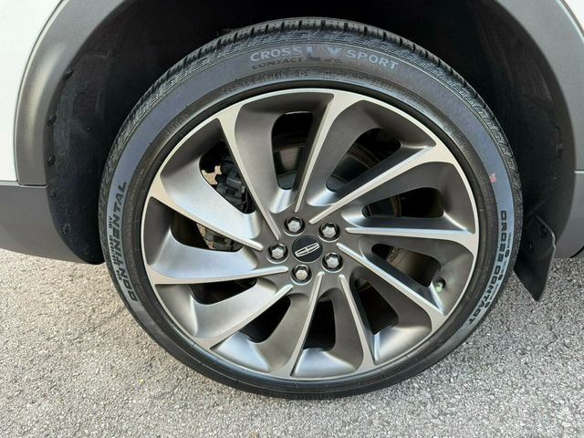 2019 Lincoln Nautilus Reserve, ALL Wheel Drive, Tech Package, Driver Assist Package - 22998312 - 20