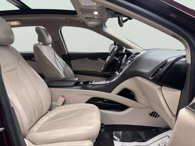 2019 Lincoln Nautilus Reserve AWD - 22982274 - 23