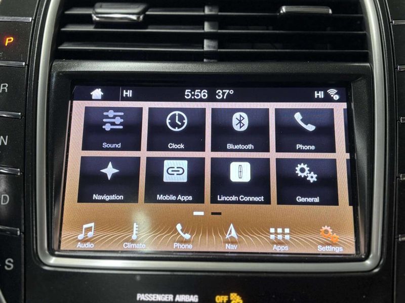 2019 Lincoln Nautilus Reserve AWD - 22982274 - 27