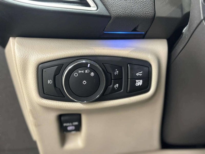 2019 Lincoln Nautilus Reserve AWD - 22982274 - 40