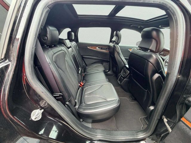 2019 Lincoln Nautilus Reserve AWD - 23037396 - 26