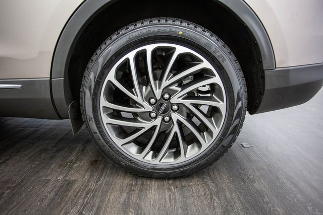 2019 Lincoln Nautilus Reserve AWD - 22366709 - 44