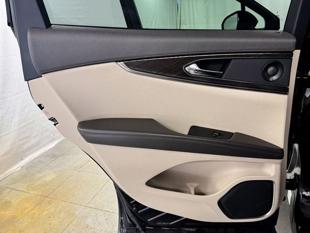 2019 Lincoln Nautilus Reserve AWD - 23067251 - 13