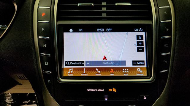 2019 Lincoln Nautilus Reserve AWD w/ Tech Package & Driver Assistance - 23086773 - 18
