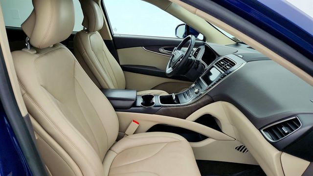 2019 Lincoln Nautilus Reserve AWD w/ Ultimate, Technology & Driver Assistance Packages - 22969119 - 22