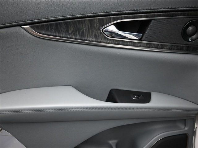 2019 Lincoln Nautilus Reserve photo 11