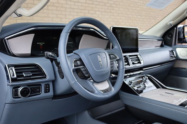 2019 Lincoln Navigator 4x4 Black Label - 22947444 - 13