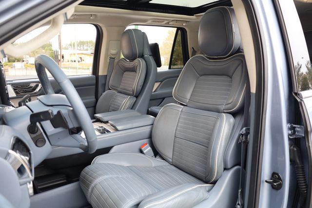 2019 Lincoln Navigator 4x4 Black Label - 22947444 - 14