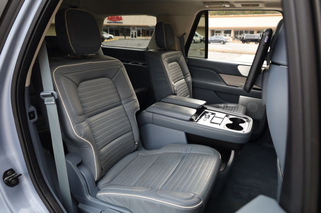2019 Lincoln Navigator 4x4 Black Label - 22947444 - 21