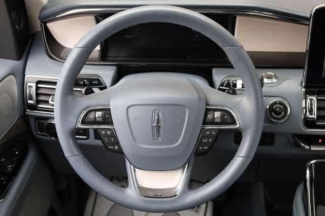 2019 Lincoln Navigator 4x4 Black Label - 22947444 - 29