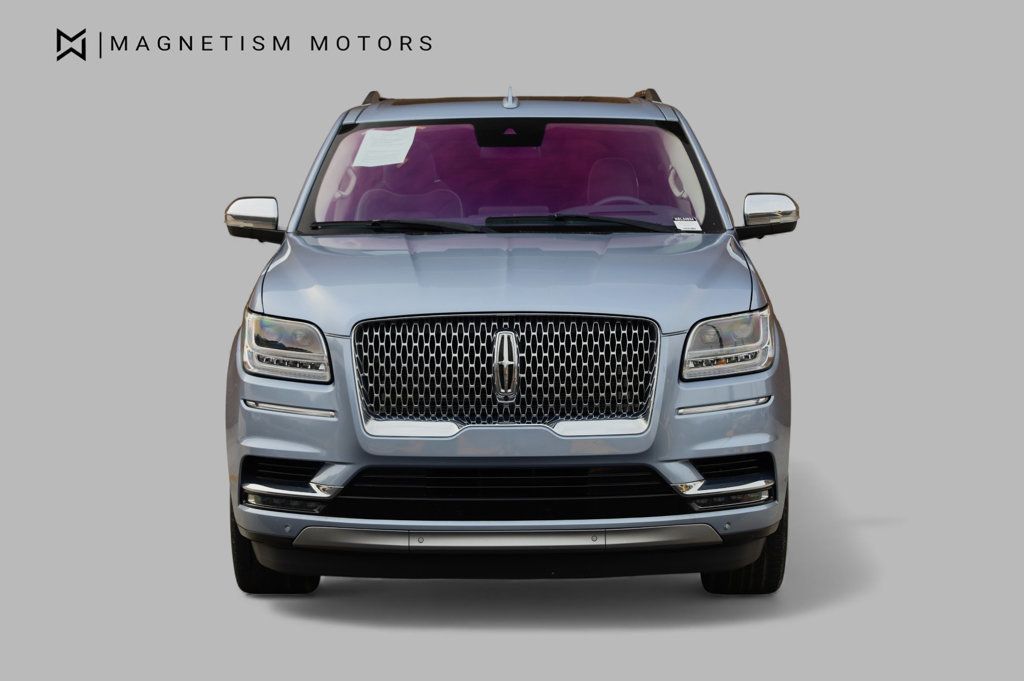 2019 Lincoln Navigator Black Label photo 4