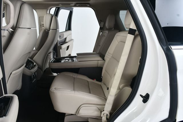 2019 Lincoln Navigator 4x4 Reserve - 22977729 - 35