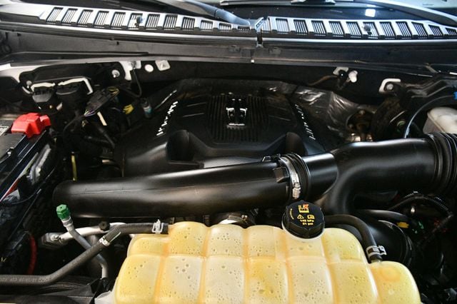 2019 Lincoln Navigator 4x4 Reserve - 22977729 - 79