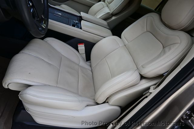 2019 Lincoln Navigator 4x4 Reserve - 22957229 - 19