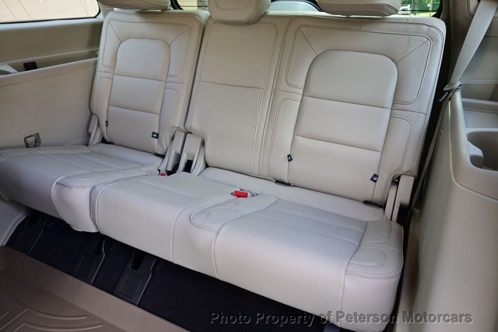 2019 Lincoln Navigator 4x4 Reserve - 22957229 - 38