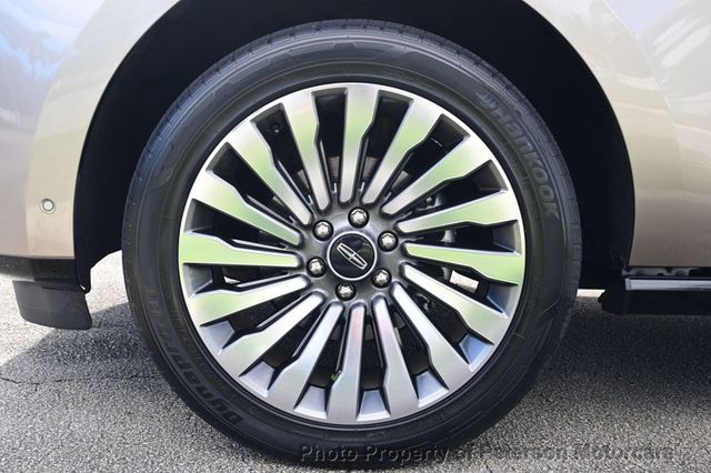 2019 Lincoln Navigator 4x4 Reserve - 22957229 - 8