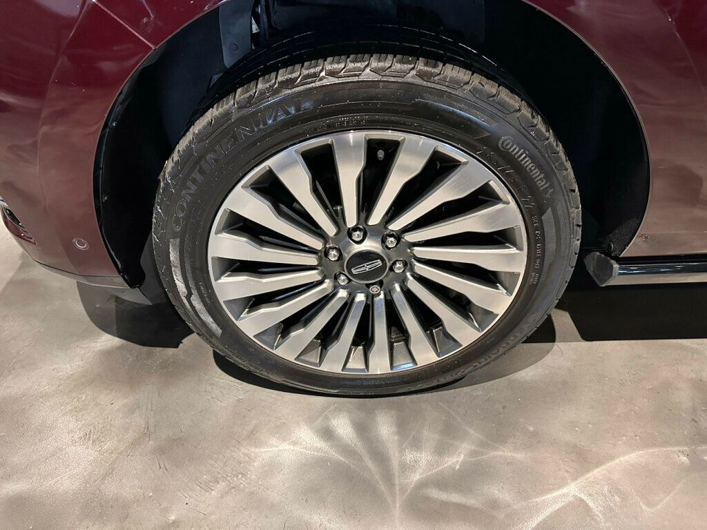 2019 Lincoln Navigator 4x4/Reserve/Htd&CldMassageSeats/PanoRoof/RearSeatEntertainment - 23022531 - 9