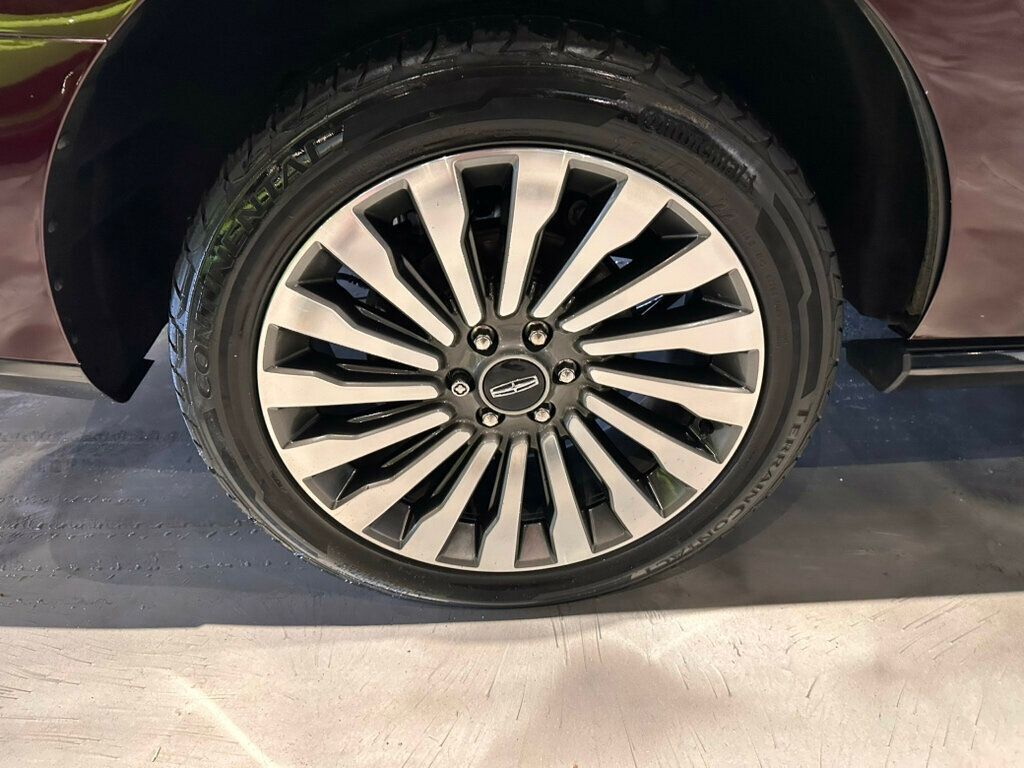 2019 Lincoln Navigator 4x4/Reserve/Htd&CldMassageSeats/PanoRoof/RearSeatEntertainment - 23022531 - 11