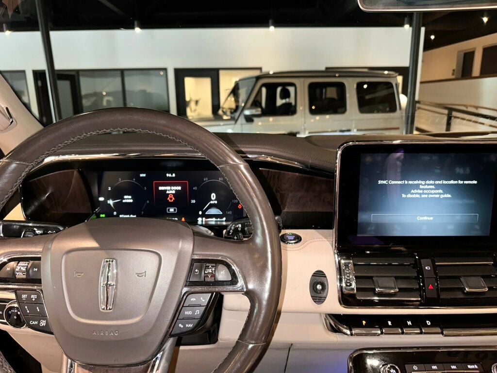 2019 Lincoln Navigator 4x4/Reserve/Htd&CldMassageSeats/PanoRoof/RearSeatEntertainment - 23022531 - 13