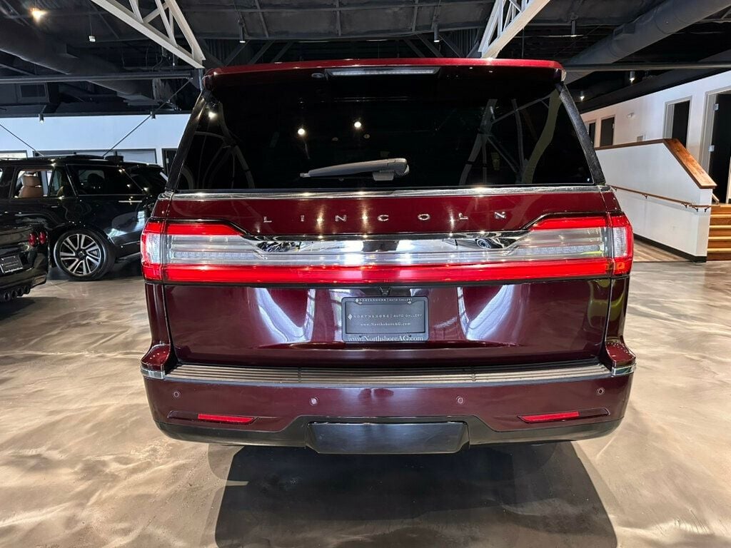 2019 Lincoln Navigator 4x4/Reserve/Htd&CldMassageSeats/PanoRoof/RearSeatEntertainment - 23022531 - 3