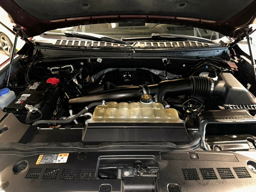 2019 Lincoln Navigator 4x4/Reserve/Htd&CldMassageSeats/PanoRoof/RearSeatEntertainment - 23022531 - 8