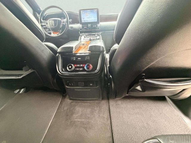 2019 Lincoln Navigator Base 4x4 4dr SUV - 23045398 - 29