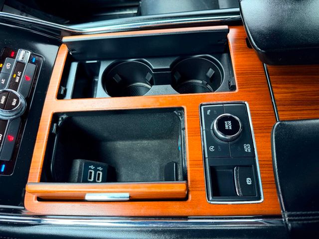 2019 Lincoln Navigator Base 4x4 4dr SUV - 23045398 - 49