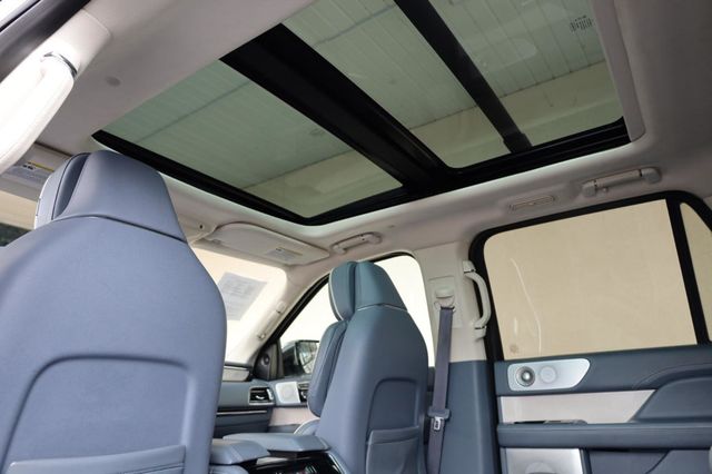 2019 Lincoln Navigator Black Label - 23032472 - 17
