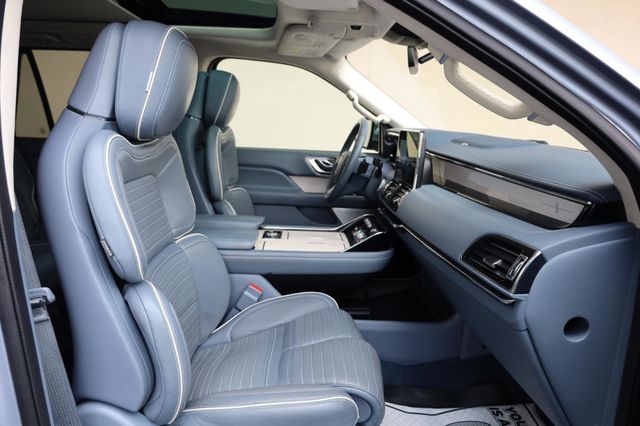 2019 Lincoln Navigator Black Label - 23032472 - 29