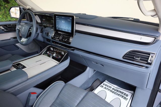 2019 Lincoln Navigator Black Label - 23032472 - 30