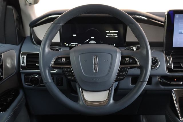 2019 Lincoln Navigator Black Label - 23032472 - 32