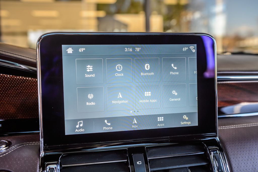 2019 Lincoln Navigator NAVIGATOR 4X4 BLACK LABEL WHITE ON MAHOGANY RED NAV QUADCAPTAINS - 22947084 - 19