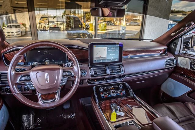2019 Lincoln Navigator NAVIGATOR 4X4 BLACK LABEL WHITE ON MAHOGANY RED NAV QUADCAPTAINS - 22947084 - 25